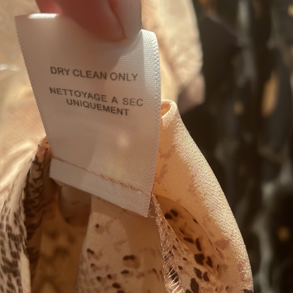 Authentic Equipment sill top. - Picture 4 of 7